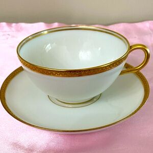 EUC Vtg Limoges Old Abbey Flat Bone China White Teacup and Saucer with Gold Band